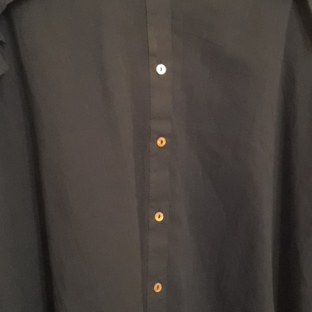 Free Heart Ruffle Blouse - Picture 2 of 5